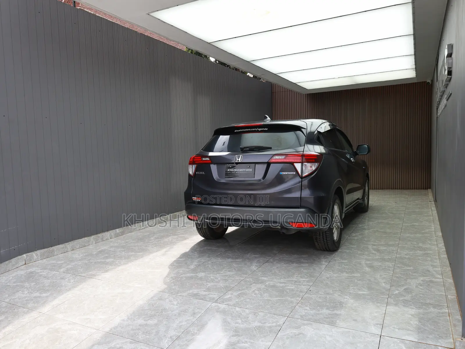 Honda Vezel 1.5 Hybrid 2WD 2015 Black