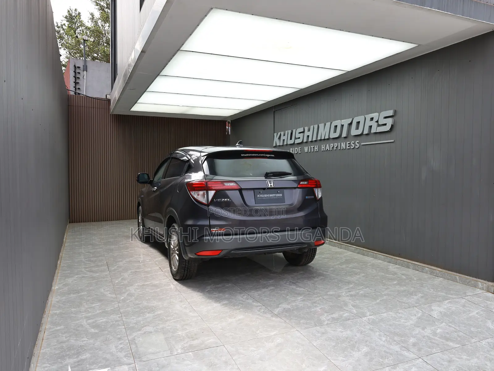 Honda Vezel 1.5 Hybrid 2WD 2015 Black