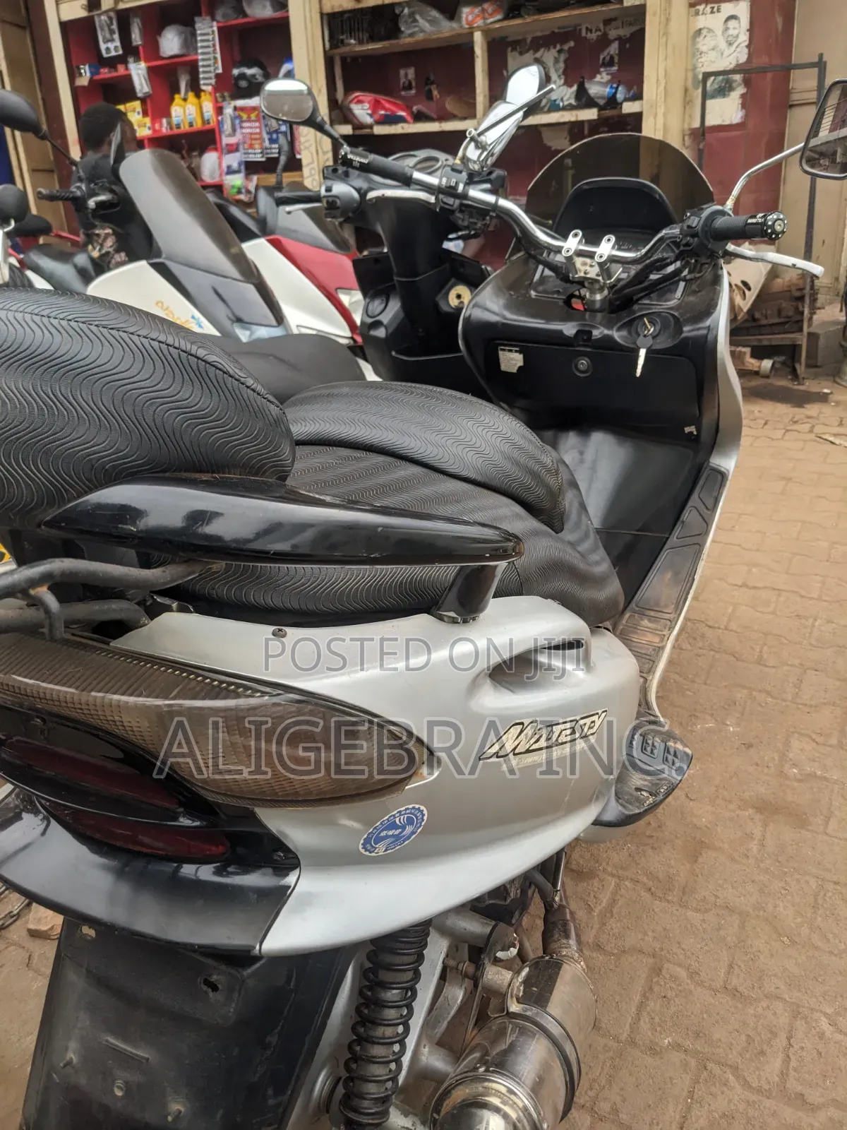 Yamaha Majesty 2016 Silver