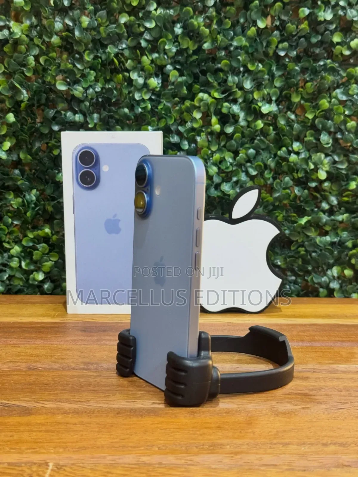 New Apple iPhone 17 256 GB Blue