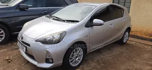 Toyota Aqua 2014 Silver