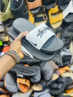 Nike Push-Ins