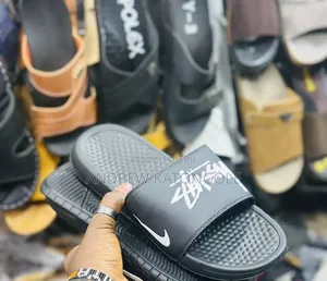 Nike Push-Ins