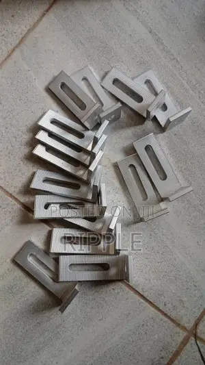 Solar Panel L Feet Aluminium Mounting Brackets for Rails/Accessories