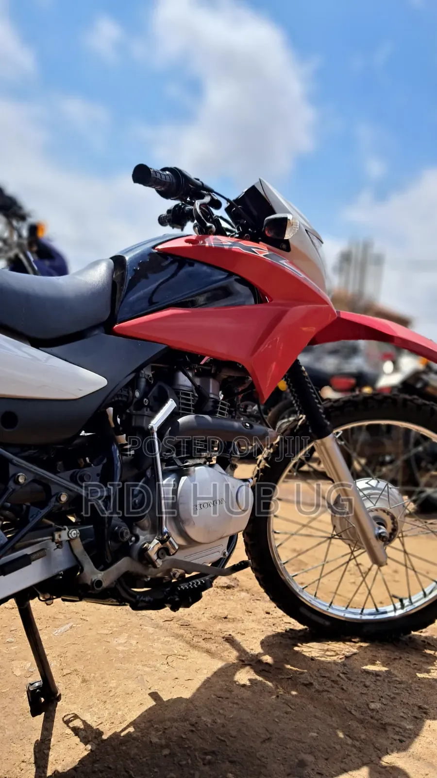 Honda XL 125 2014 Red