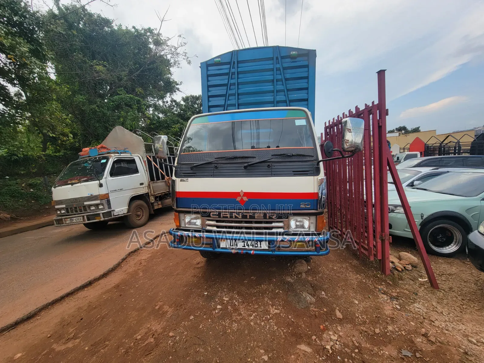 Mitsubishi Canter 1998 Blue