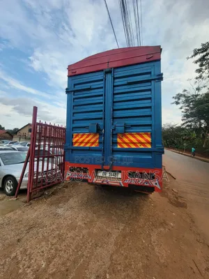 Mitsubishi Canter 1998 Blue