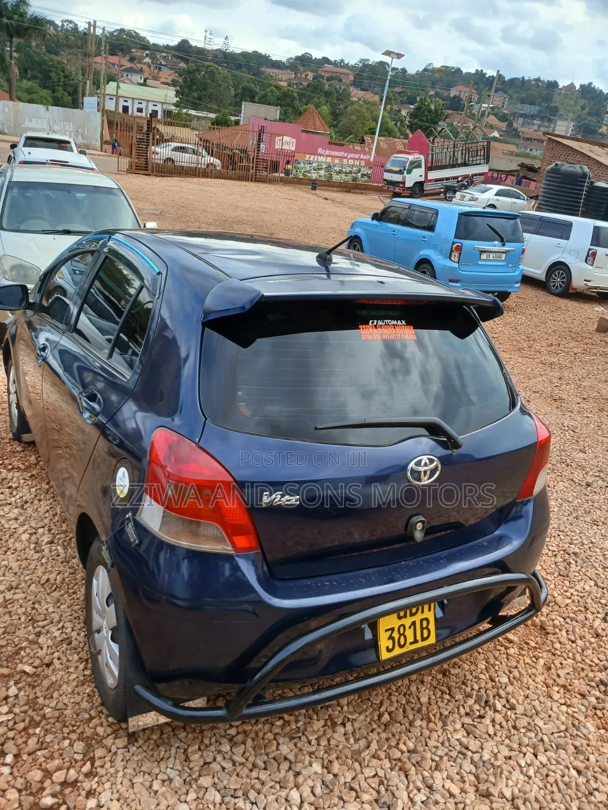 Toyota Vitz 1.3 AWD 5dr 2010 Blue
