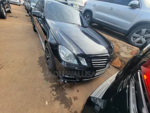 Mercedes-Benz E300 2018 Black