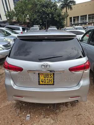 Toyota Wish 2010 Silver