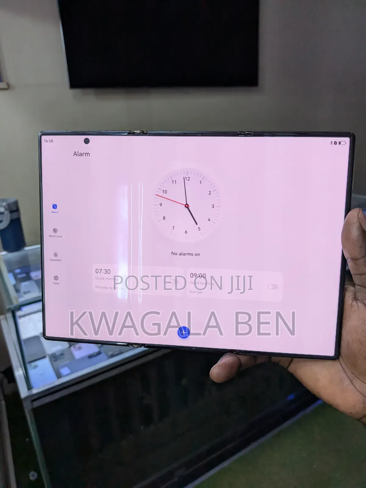New Huawei Mate XT Ultimate Design 1 TB Black