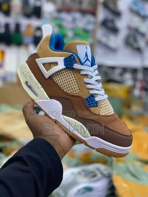 The Best Sneaker Plug