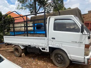 Isuzu Elfu