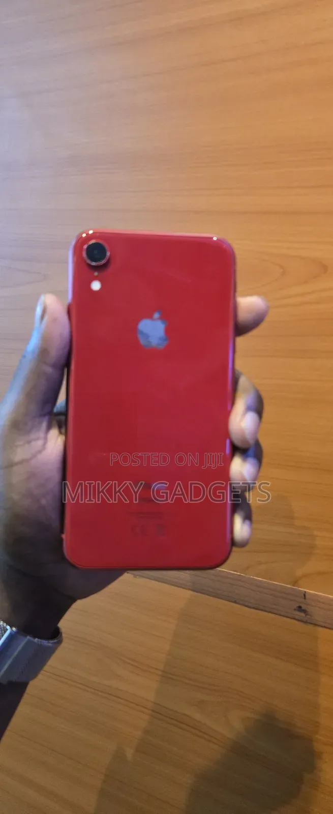 Apple iPhone XR 64 GB Red