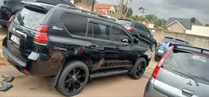 Toyota Land Cruiser Prado 2017 Black