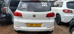 Volkswagen Tiguan 2011 White