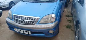 Toyota Nadia 2002 Blue