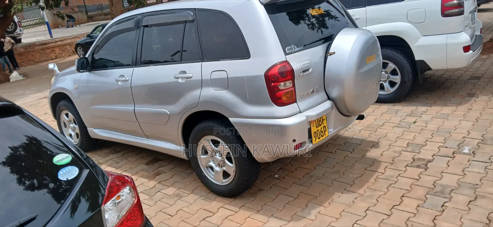 Toyota RAV4 Automatic 2000 Silver