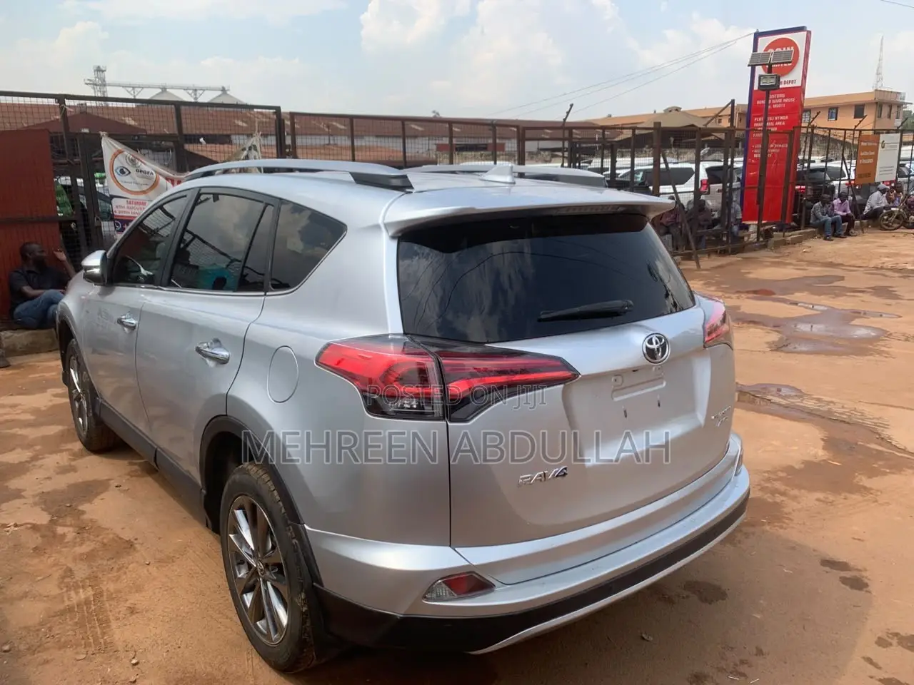 Toyota RAV4 Limited AWD (2.5L 4cyl 6A) 2017 Gray