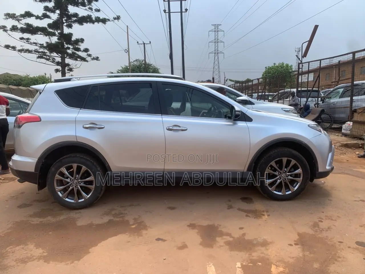 Toyota RAV4 Limited AWD (2.5L 4cyl 6A) 2017 Gray