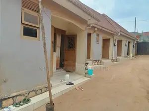 10bdrm Duplex in Division A for sale