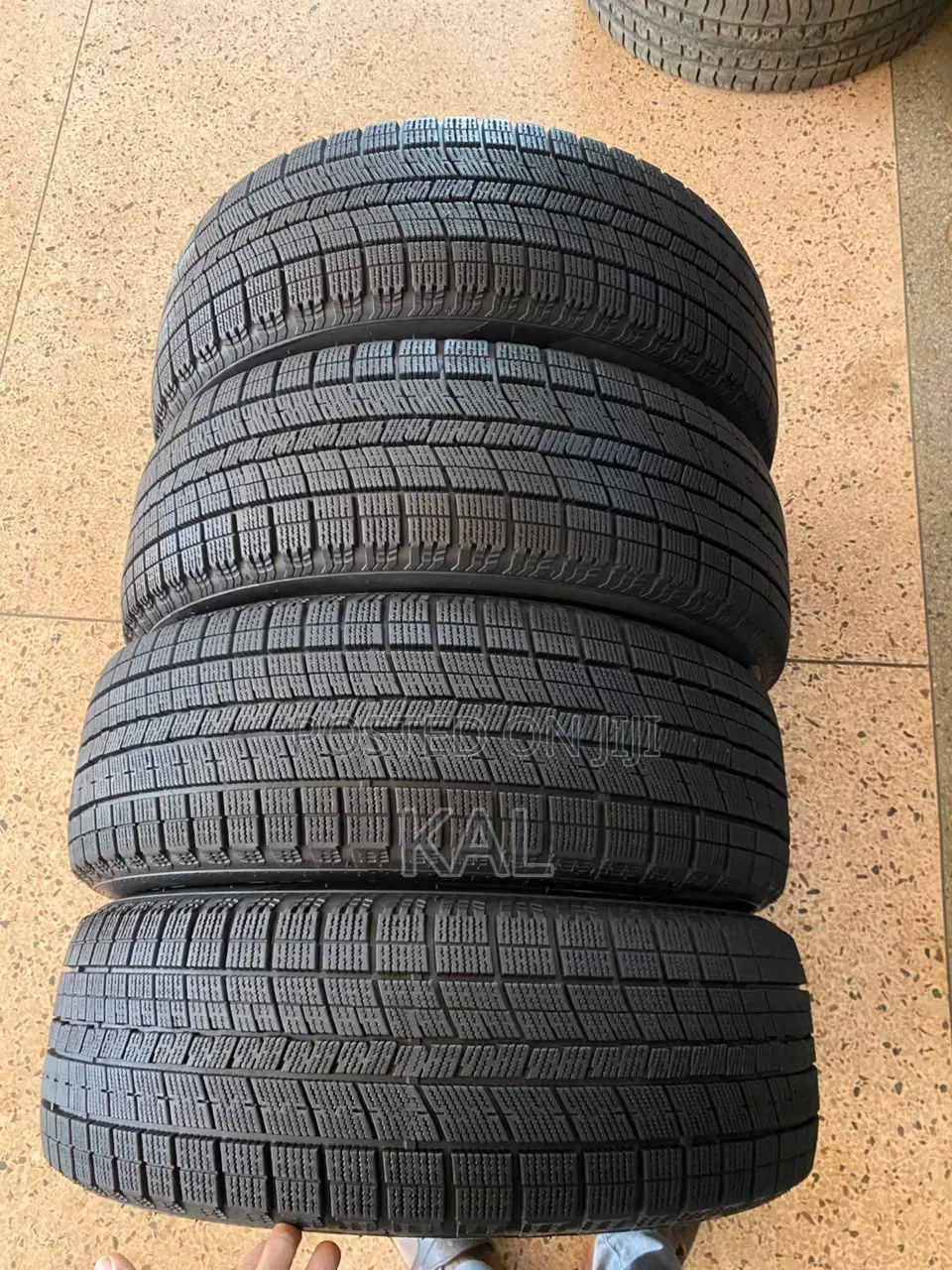 225/55r17 Yokohama