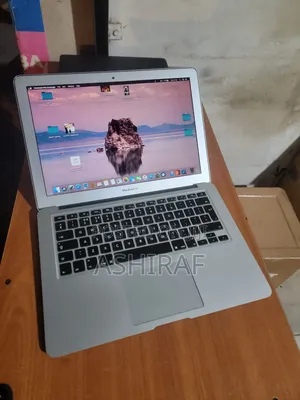 Laptop Apple MacBook Air 2013 8GB Intel Core i7 SSD 128GB
