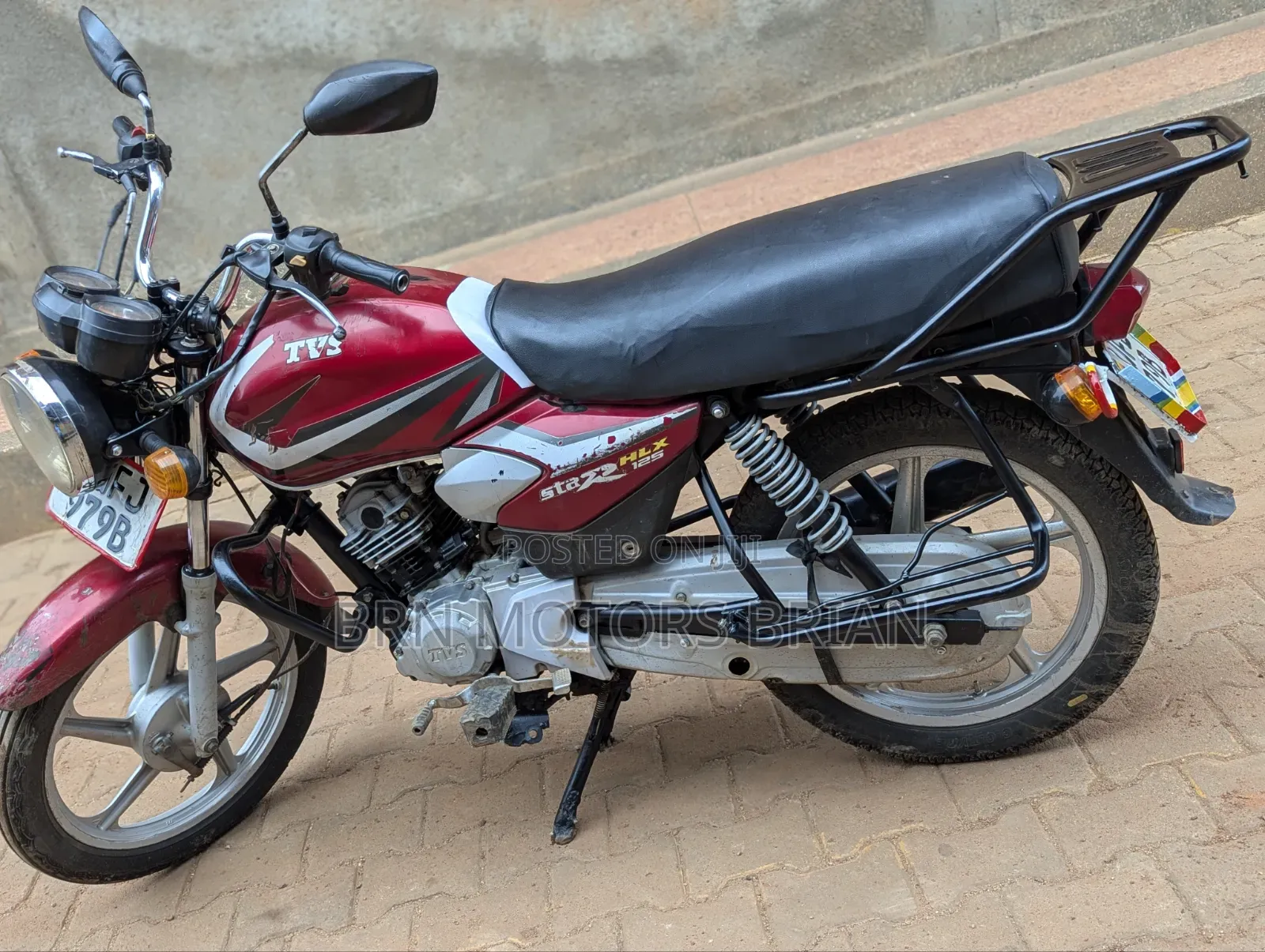 TVS HLX 125 2023 Red