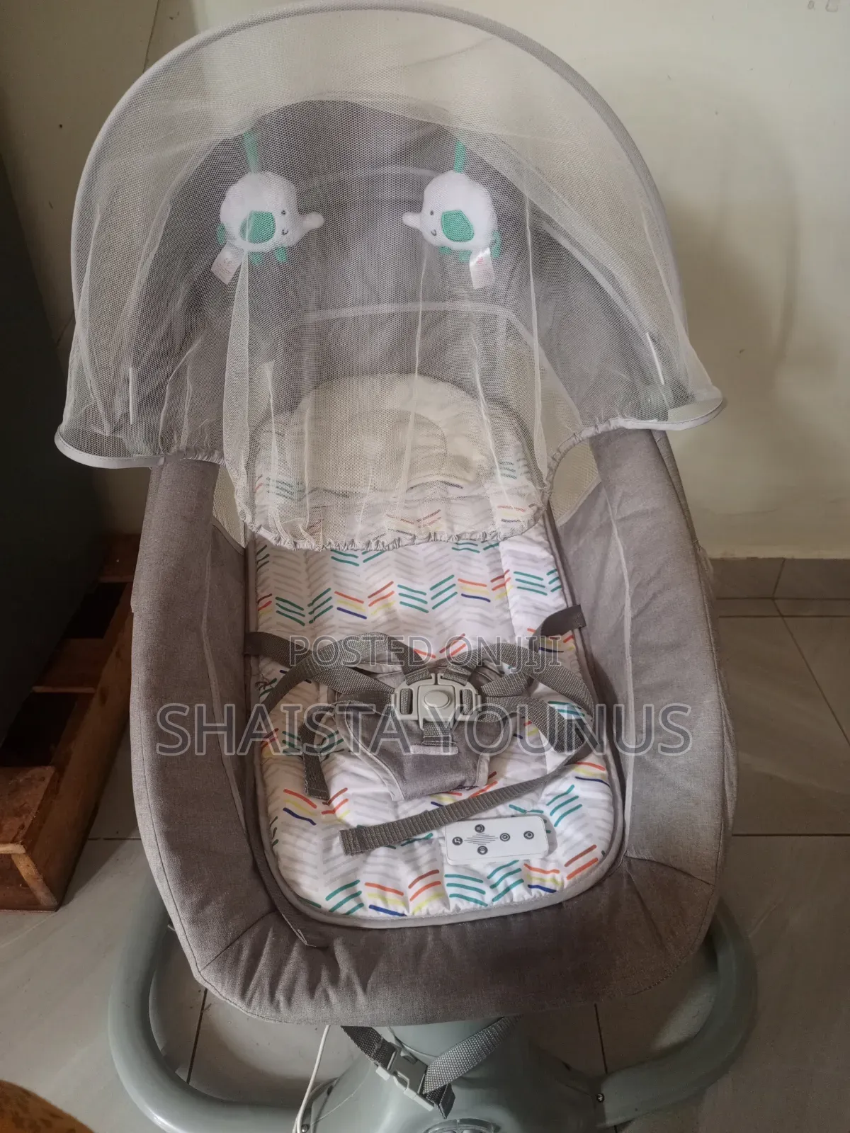 Electric Manual Baby Swing / Rocker With Music Mosquito Net