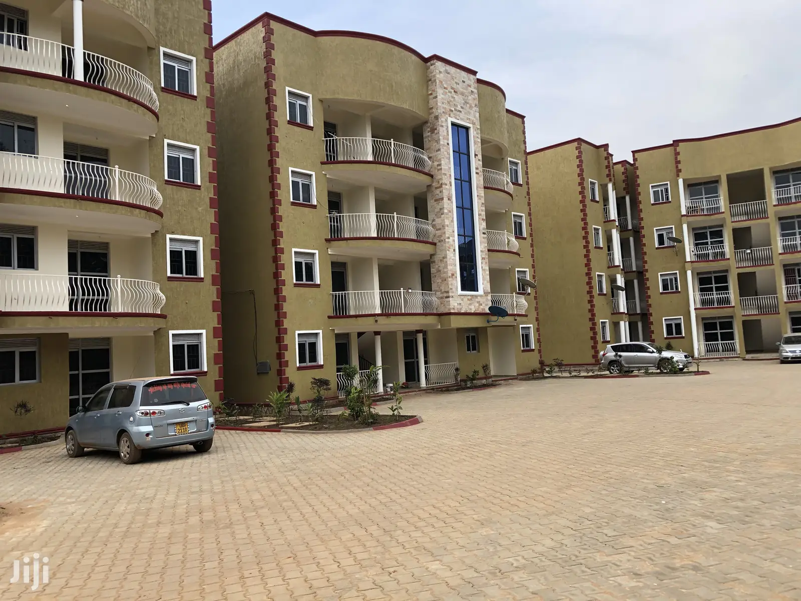 Apartments In Naalya For Sell