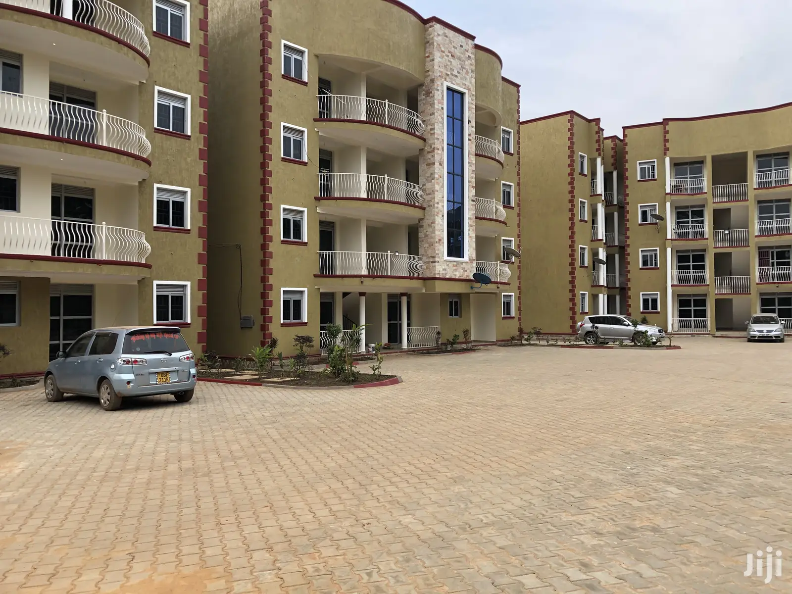 Apartments In Naalya For Sell