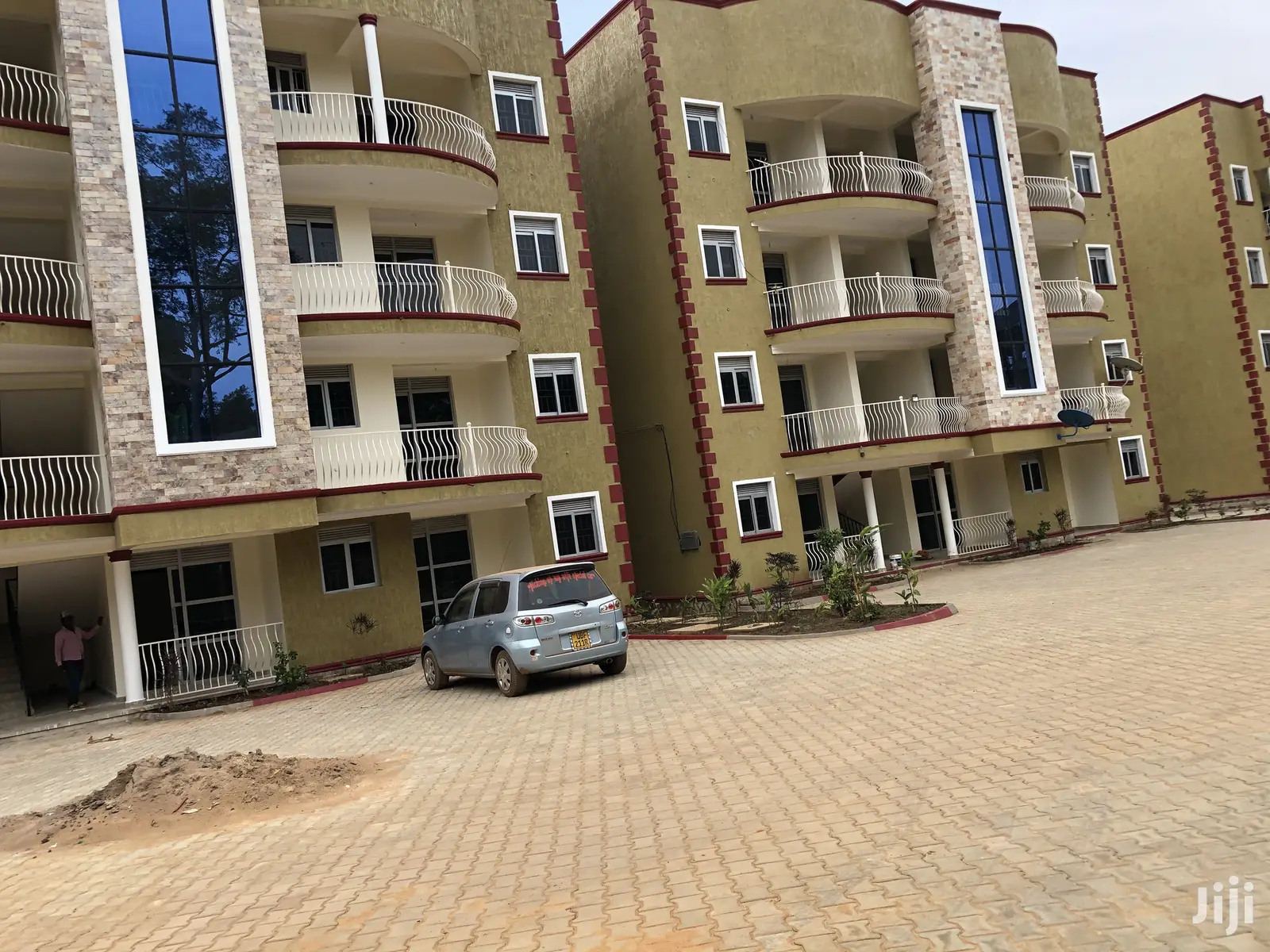 Apartments In Naalya For Sell