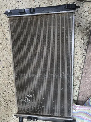 Mitsubishi Outlander Radiator Top Cover
