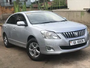 Toyota Premio 2010 Silver
