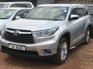 Toyota Kluger 2012 Silver