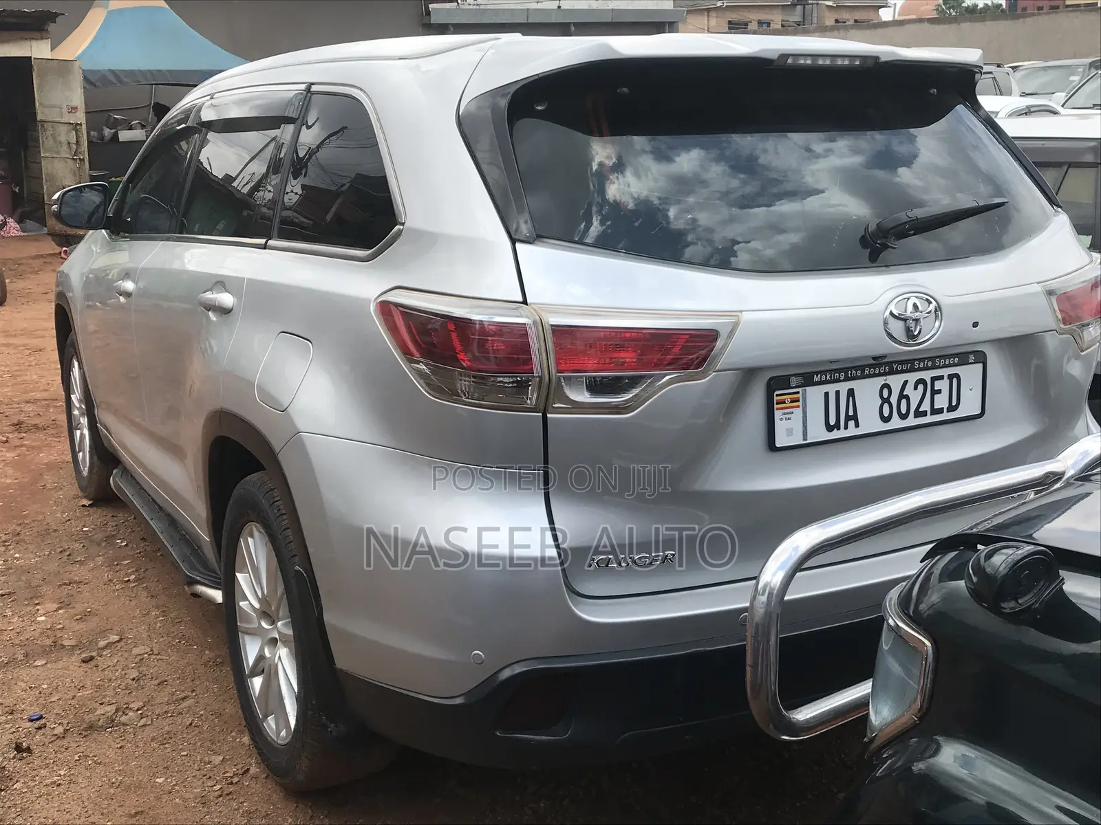 Toyota Kluger 2012 Silver