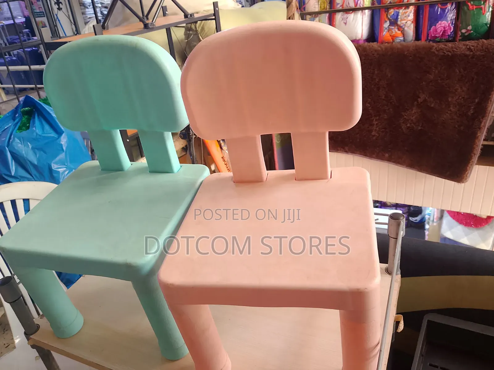 1pc Pastel-Colored Portable Plastic Children's Chairs I