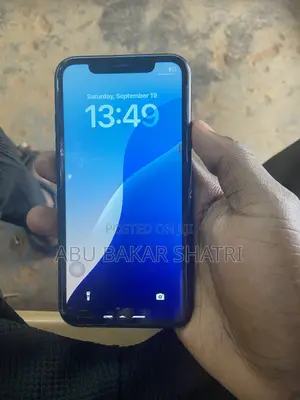 Apple iPhone XR 64 GB Black