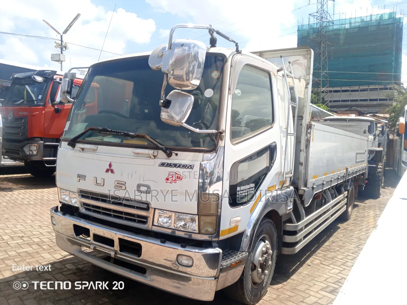 Fuso Fighter 1998 White