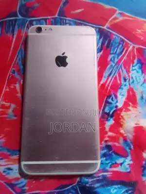 Apple iPhone 6s 64 GB Graphite