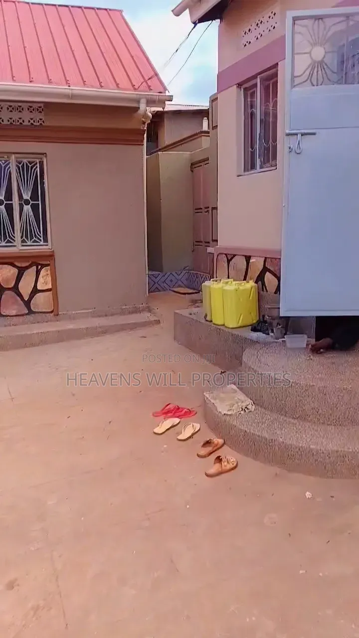 2bdrm House in 2Br Hse + 7Single, Division A for sale