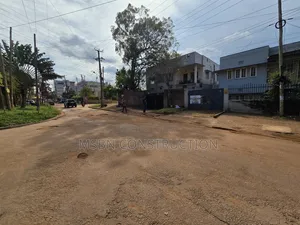 7bdrm Maisonette in Central Division for sale