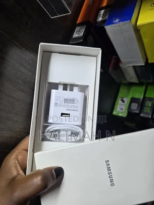 New Samsung Galaxy A04e 32 GB Black