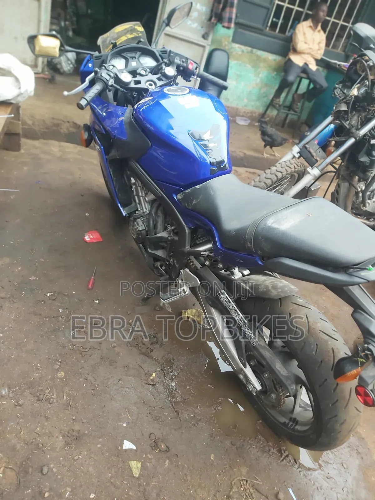 Honda CBR 2014 Blue