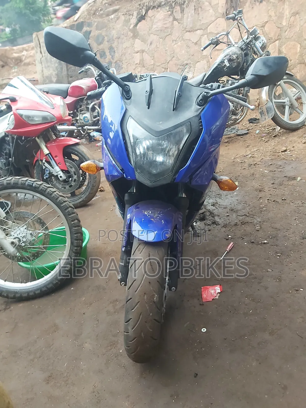 Honda CBR 2014 Blue
