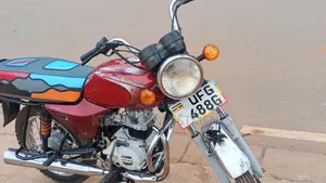 Bajaj Boxer 100 2020 Red
