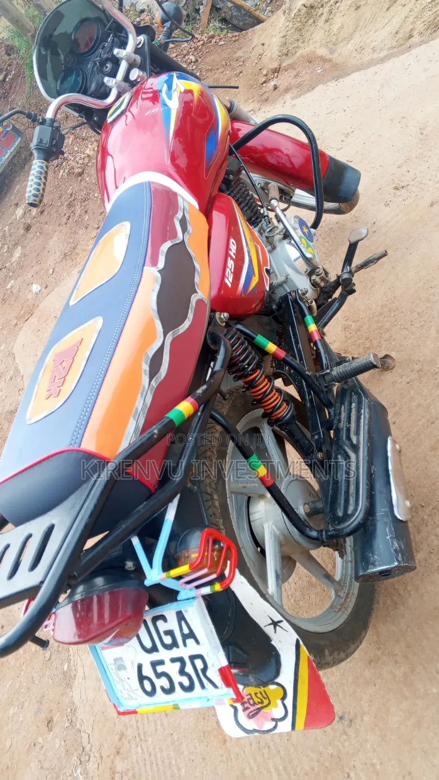 Bajaj Boxer 125 2022 Red