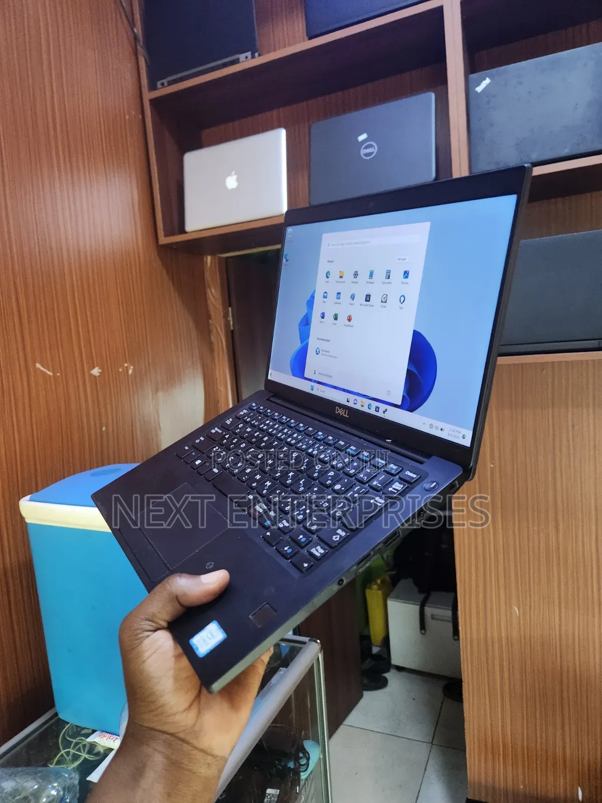 Laptop Dell Latitude 7390 8GB Intel Core i5 SSD 256GB