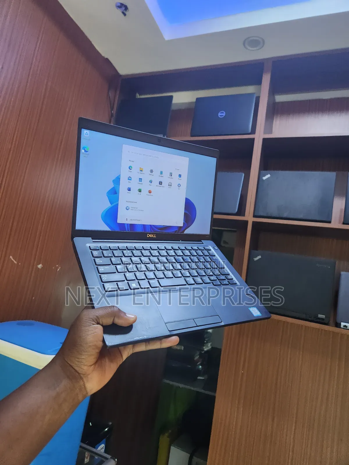Laptop Dell Latitude 7390 8GB Intel Core i5 SSD 256GB