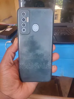 Tecno Camon 18i 128 GB Blue